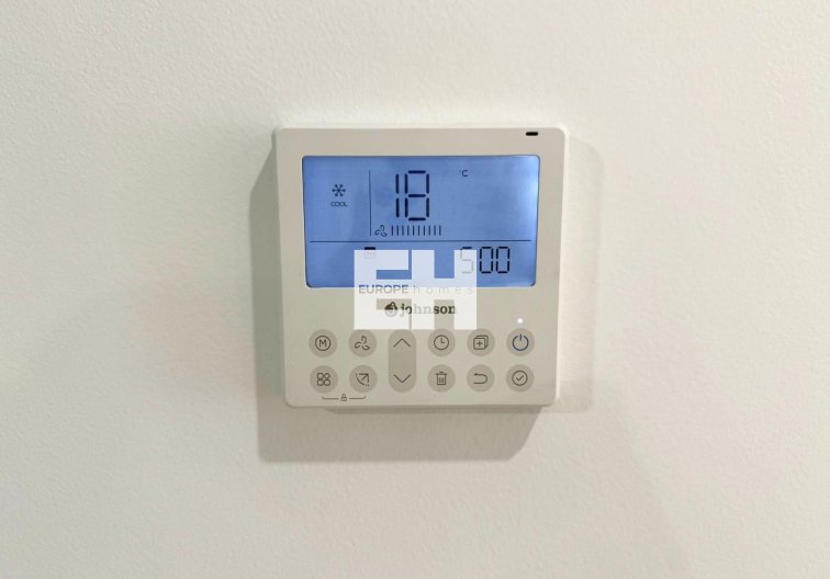 Segunda mano - Apartamento  - Torrevieja - Parque De Las Naciones