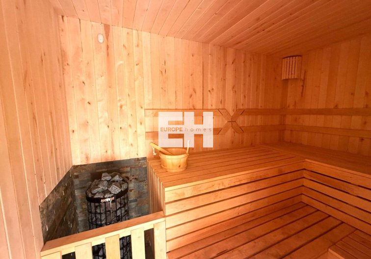 Segunda mano - Apartamento  - Torrevieja - Parque De Las Naciones