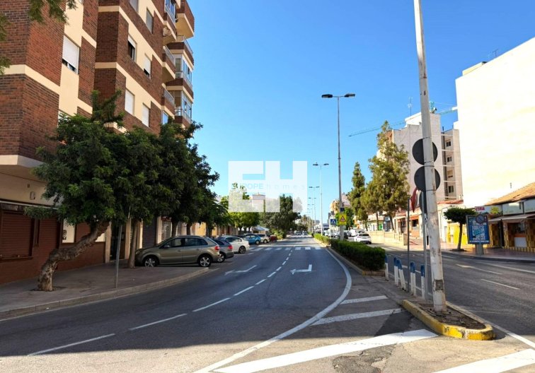 Segunda mano - Apartamento  - Torrevieja - Parque De Las Naciones