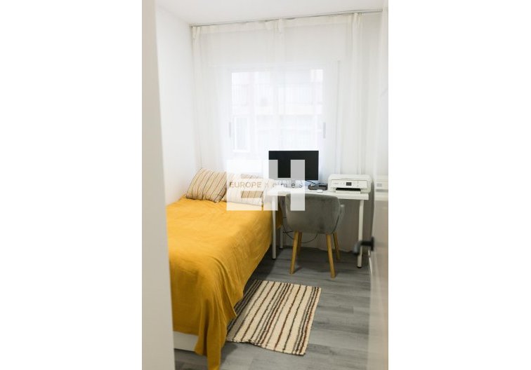 Segunda mano - Apartamento  - Torrevieja - Curva Del Palangre