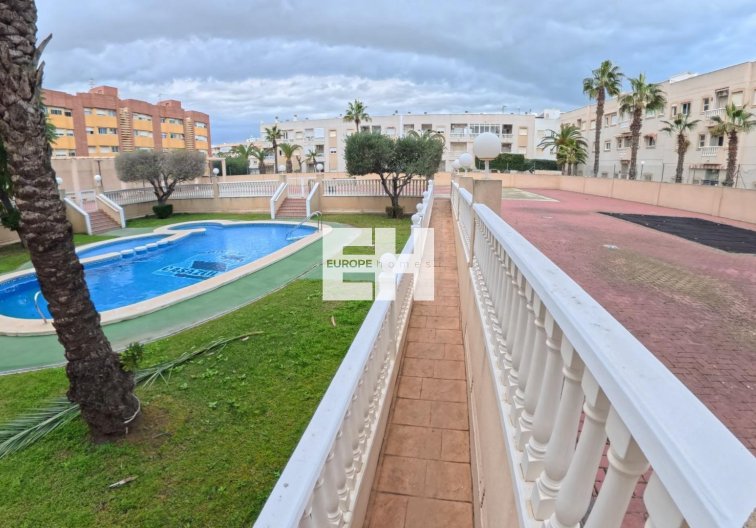Segunda mano - Apartamento  - Torrevieja - Centro