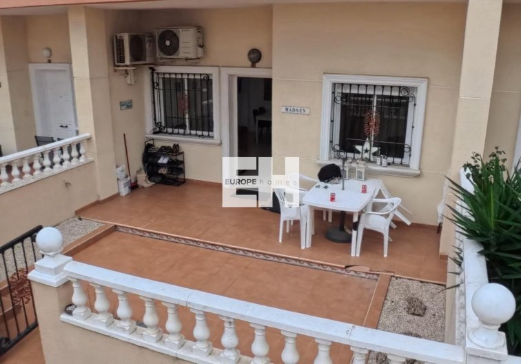 Segunda mano - Apartamento  - Torrevieja - Centro