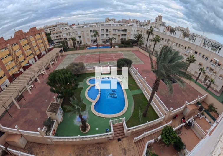 Segunda mano - Apartamento  - Torrevieja - Centro