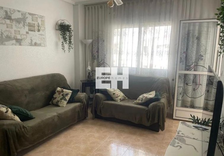 Resale - Apartment - Torrevieja - Centro