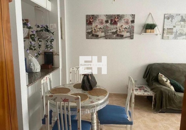 Resale - Apartment - Torrevieja - Centro