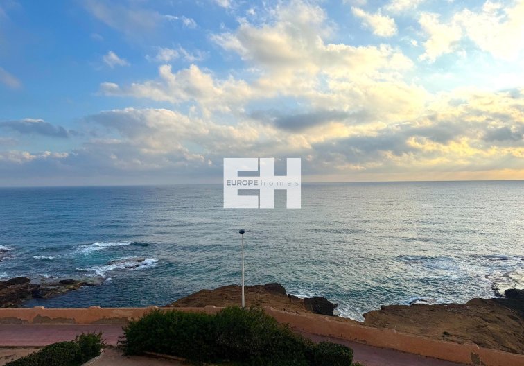 Segunda mano - Apartamento  - Torrevieja - Cabo Cervera