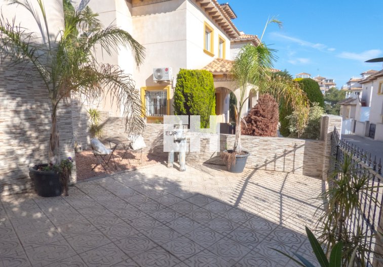 Revente - villa - Playa Flamenca - Costa Blanca
