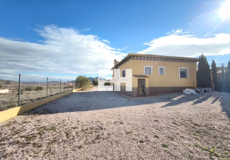 Segunda mano - villa - Hondón de los Fráiles - Inland