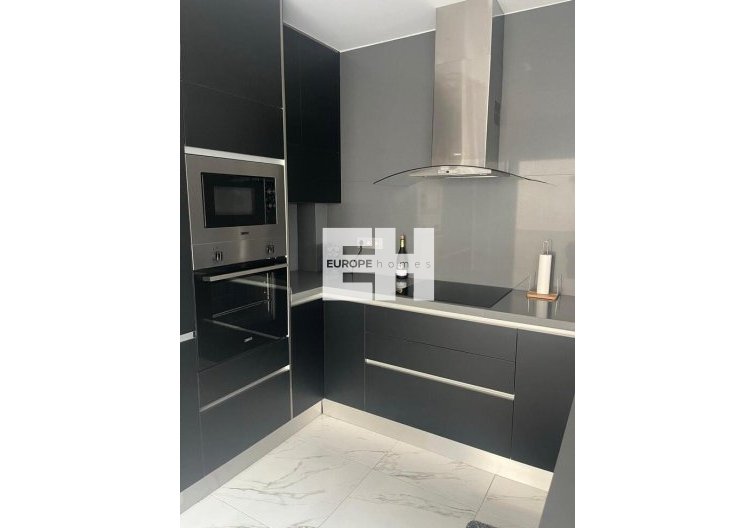 Segunda mano - villa - Villamartin - Costa Blanca