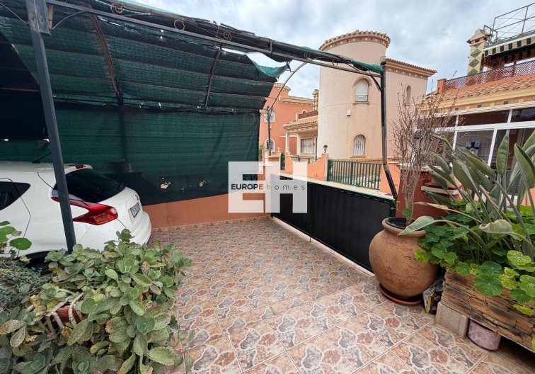 Revente - villa - Orihuela Costa - Playa Flamenca