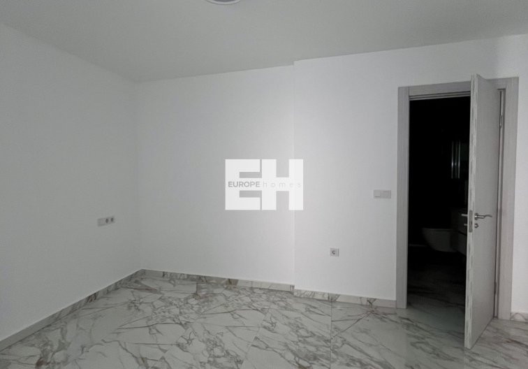 Segunda mano - Apartamento  - Torrevieja - PLAYA LOS LOCOS