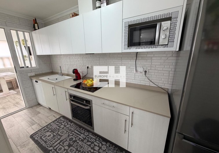 Segunda mano - town house - Orihuela Costa - La Zenia