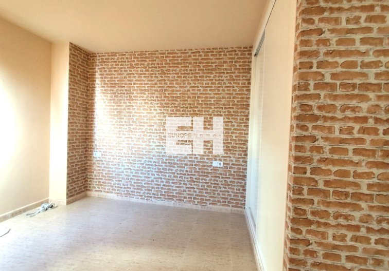 Segunda mano - Apartamento  - Torrevieja - Centro