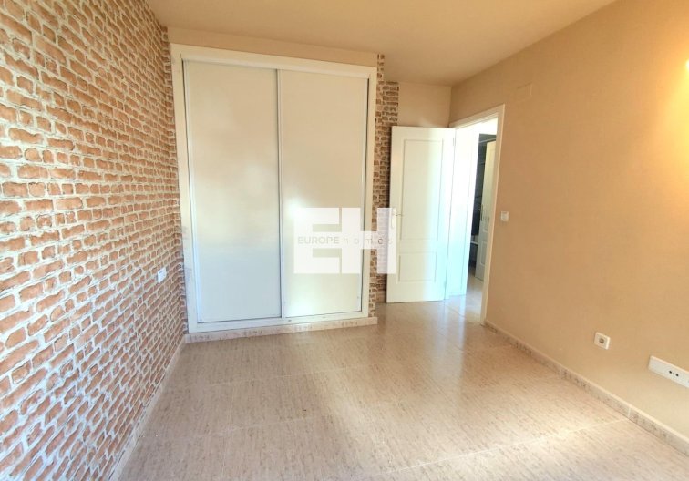 Segunda mano - Apartamento  - Torrevieja - Centro