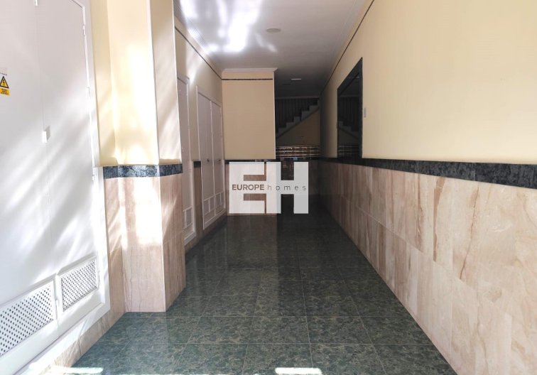 Segunda mano - Apartamento  - Torrevieja - Centro