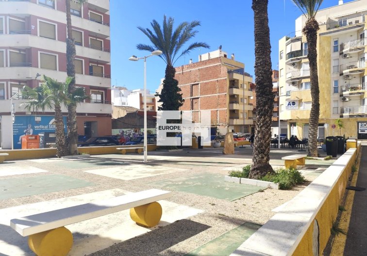 Segunda mano - Apartamento  - Torrevieja - Centro