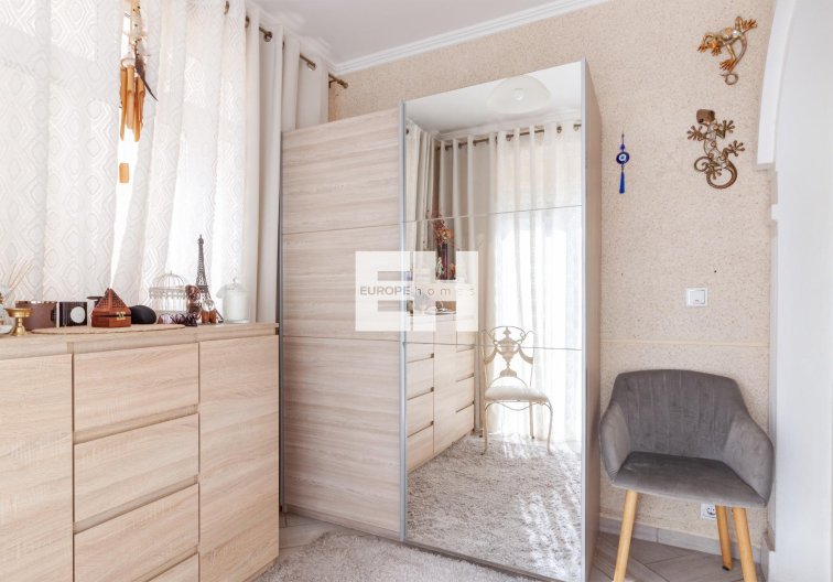 Resale - villa - Orihuela Costa - Los Almendros-la Florida