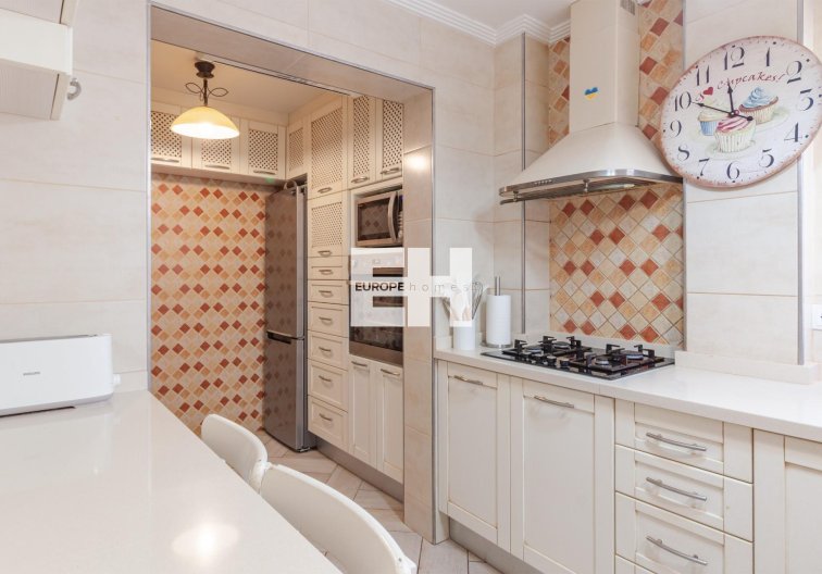 Resale - villa - Orihuela Costa - Los Almendros-la Florida