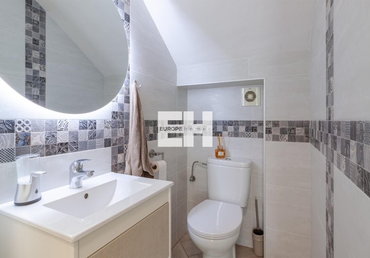 Resale - villa - Orihuela Costa - Los Almendros-la Florida