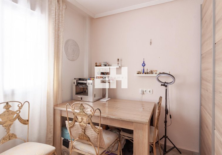 Resale - villa - Orihuela Costa - Los Almendros-la Florida