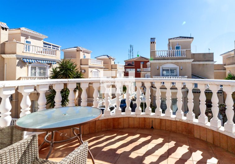 Resale - villa - Orihuela Costa - Los Almendros-la Florida