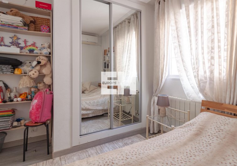 Resale - villa - Orihuela Costa - Los Almendros-la Florida