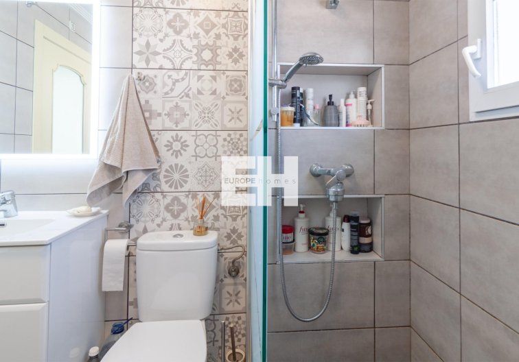 Resale - villa - Orihuela Costa - Los Almendros-la Florida