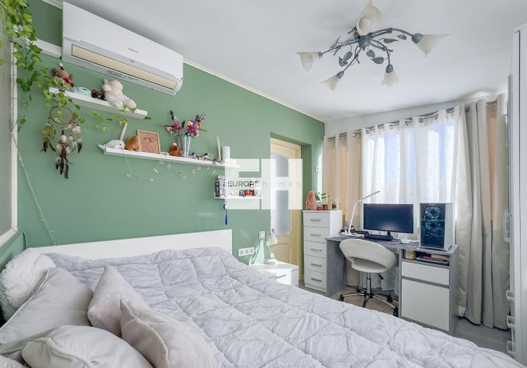 Resale - villa - Orihuela Costa - Los Almendros-la Florida