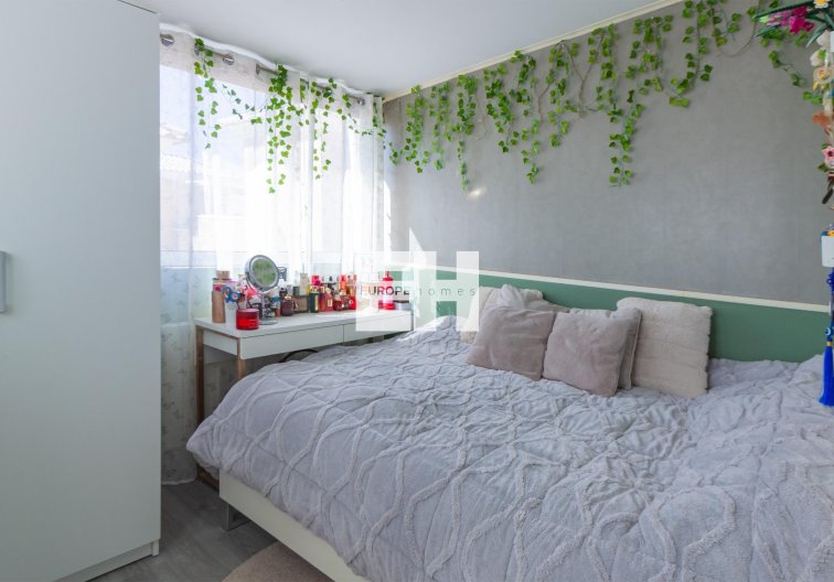 Resale - villa - Orihuela Costa - Los Almendros-la Florida