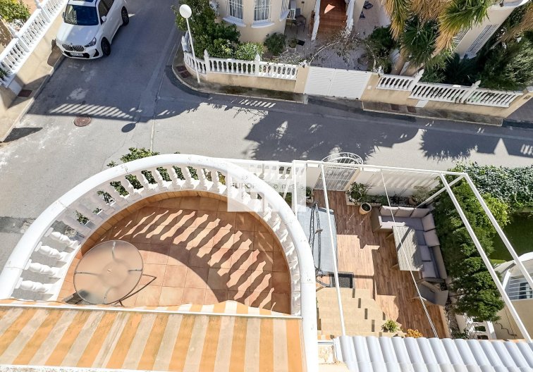 Resale - villa - Orihuela Costa - Los Almendros-la Florida