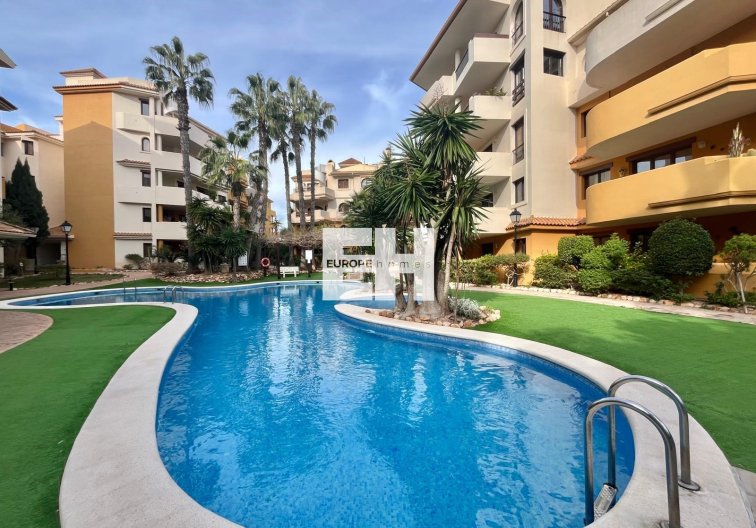 Segunda mano - Bungalow - Torrevieja - Punta Prima