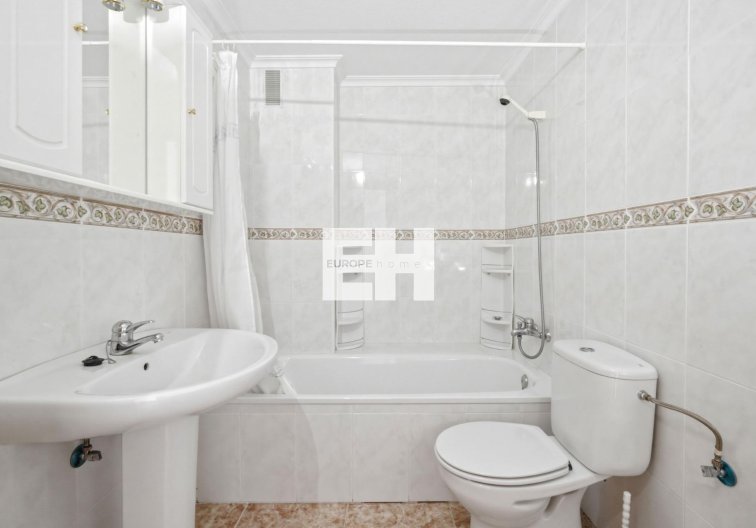 Segunda mano - Apartamento  - Torrevieja - Playa de los Locos