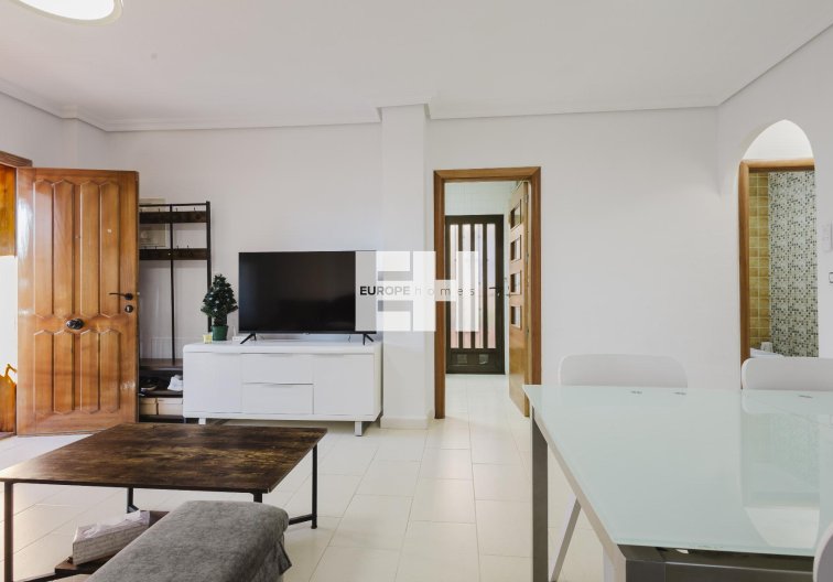 Segunda mano - villa - Torrevieja - Costa Blanca