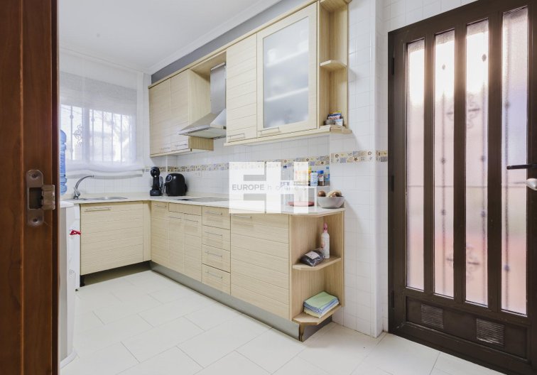 Segunda mano - villa - Torrevieja - Costa Blanca