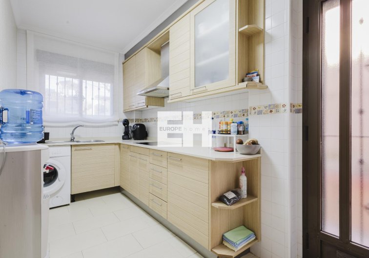 Segunda mano - villa - Torrevieja - Costa Blanca