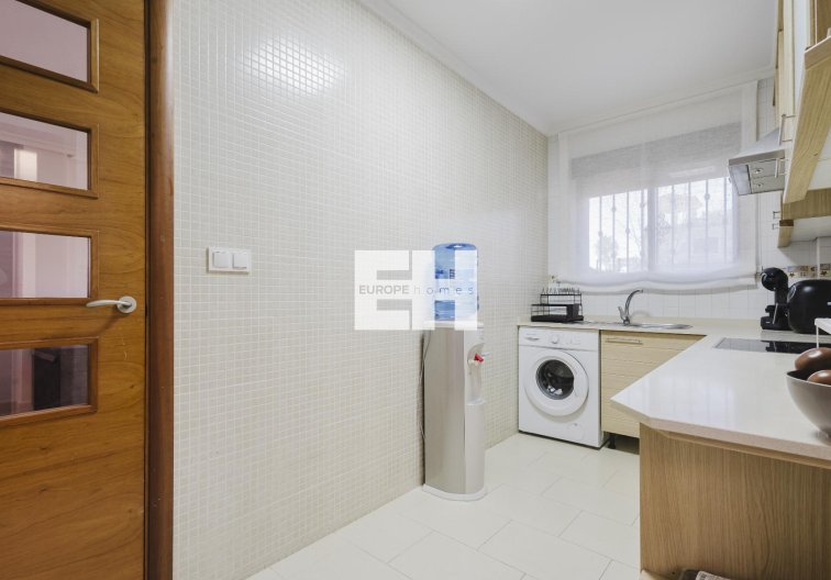 Segunda mano - villa - Torrevieja - Costa Blanca