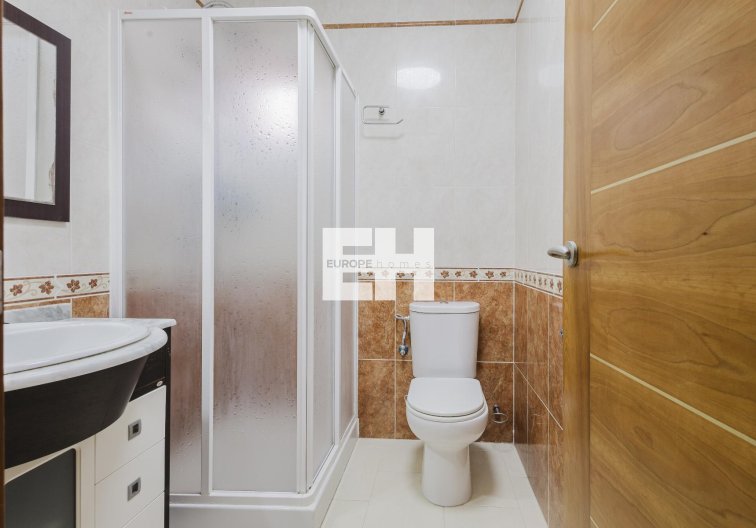 Segunda mano - villa - Torrevieja - Costa Blanca