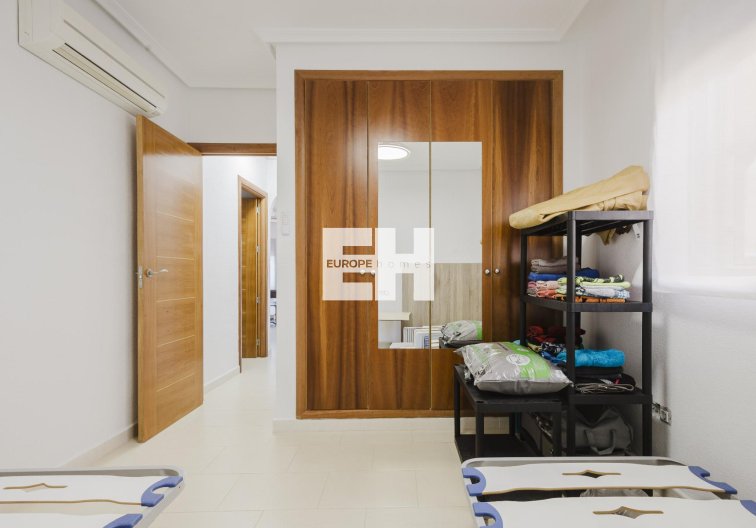 Segunda mano - villa - Torrevieja - Costa Blanca