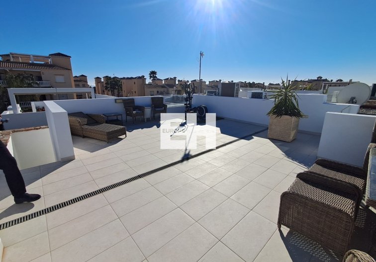 Segunda mano - villa - Cabo Roig - Costa Blanca