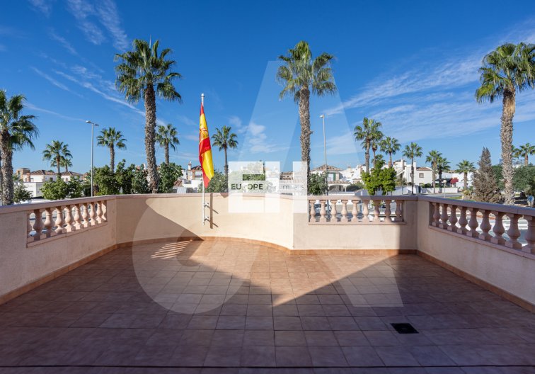 Segunda mano - villa - Guardamar del Segura - El Raso