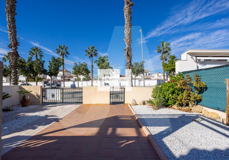 Segunda mano - villa - Guardamar del Segura - El Raso