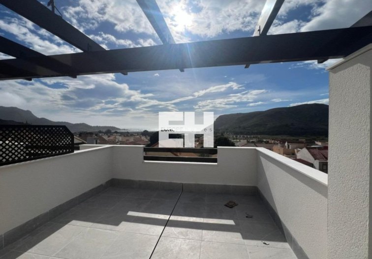 Neubau - town house - La Union - centro