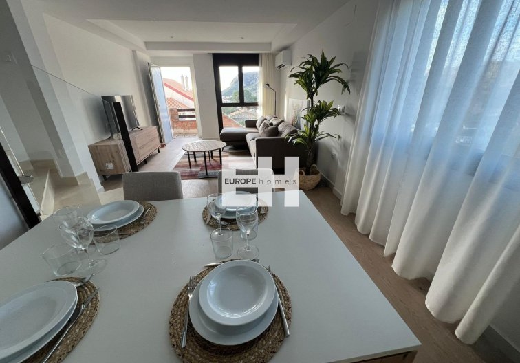 Neubau - town house - La Union - centro