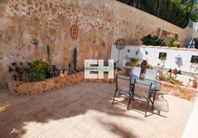 Segunda mano - villa - Villamartin - Costa Blanca