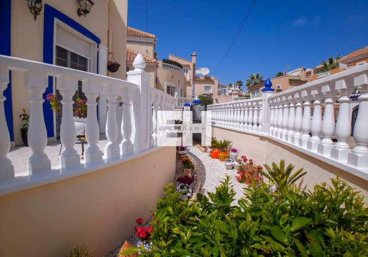 Segunda mano - villa - Villamartin - Costa Blanca