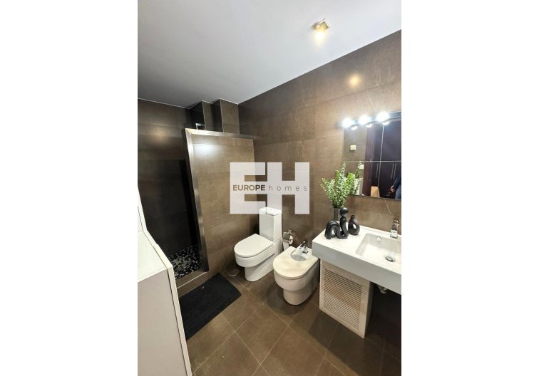 Segunda mano - Apartamento  - Torrevieja - Centro