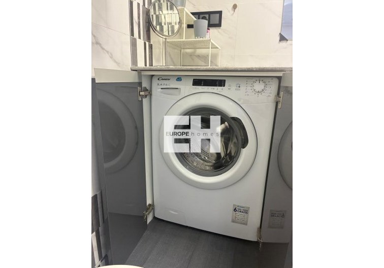 Segunda mano - Apartamento  - Torrevieja - Centro