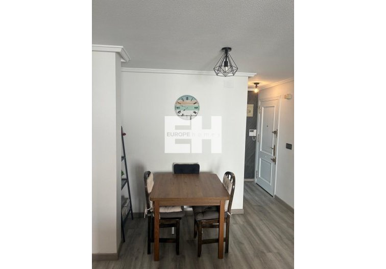 Segunda mano - Apartamento  - Torrevieja - Centro