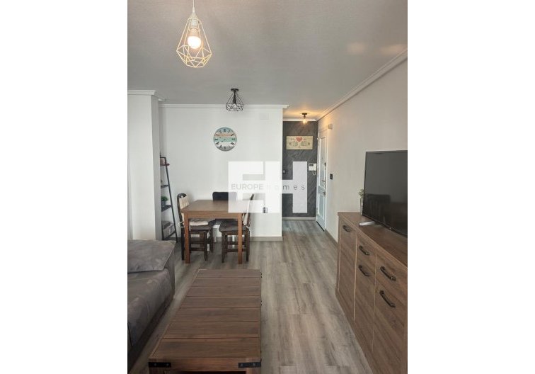 Segunda mano - Apartamento  - Torrevieja - Centro