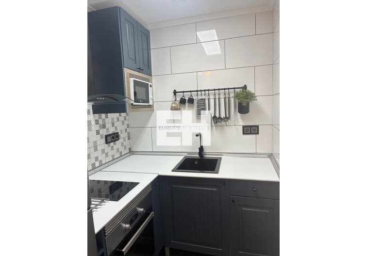 Segunda mano - Apartamento  - Torrevieja - Centro